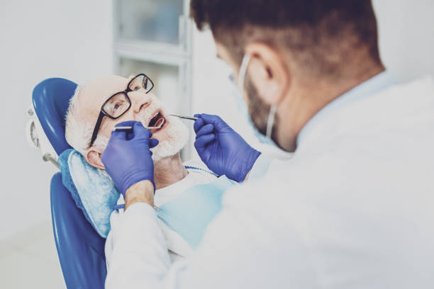 Best Emergency Tooth Extraction in East Dundee, IL